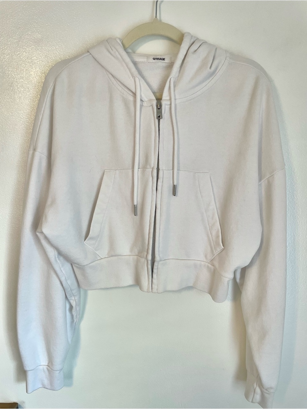 White cropped zip up hoodie jacket Garage size medium